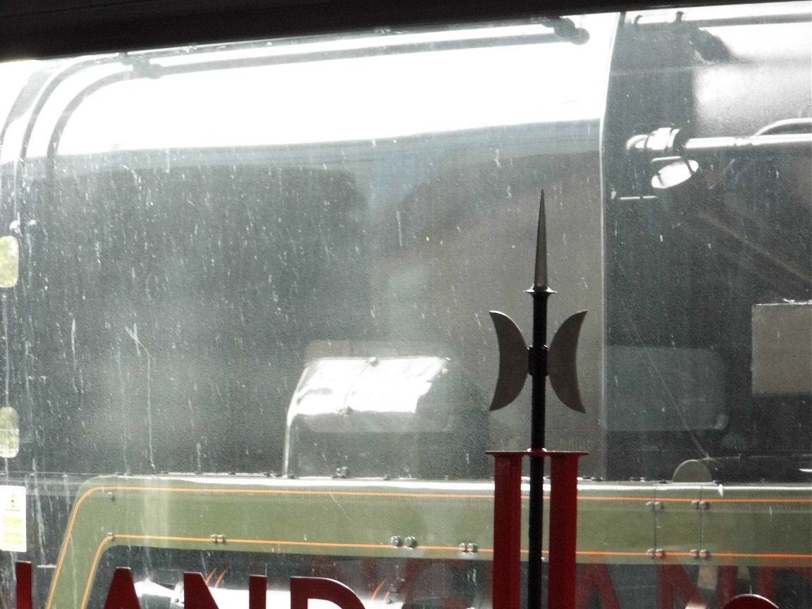 46115 Scots Guardsman on the Scarborough Spa Express, Wed 31/7/2013.