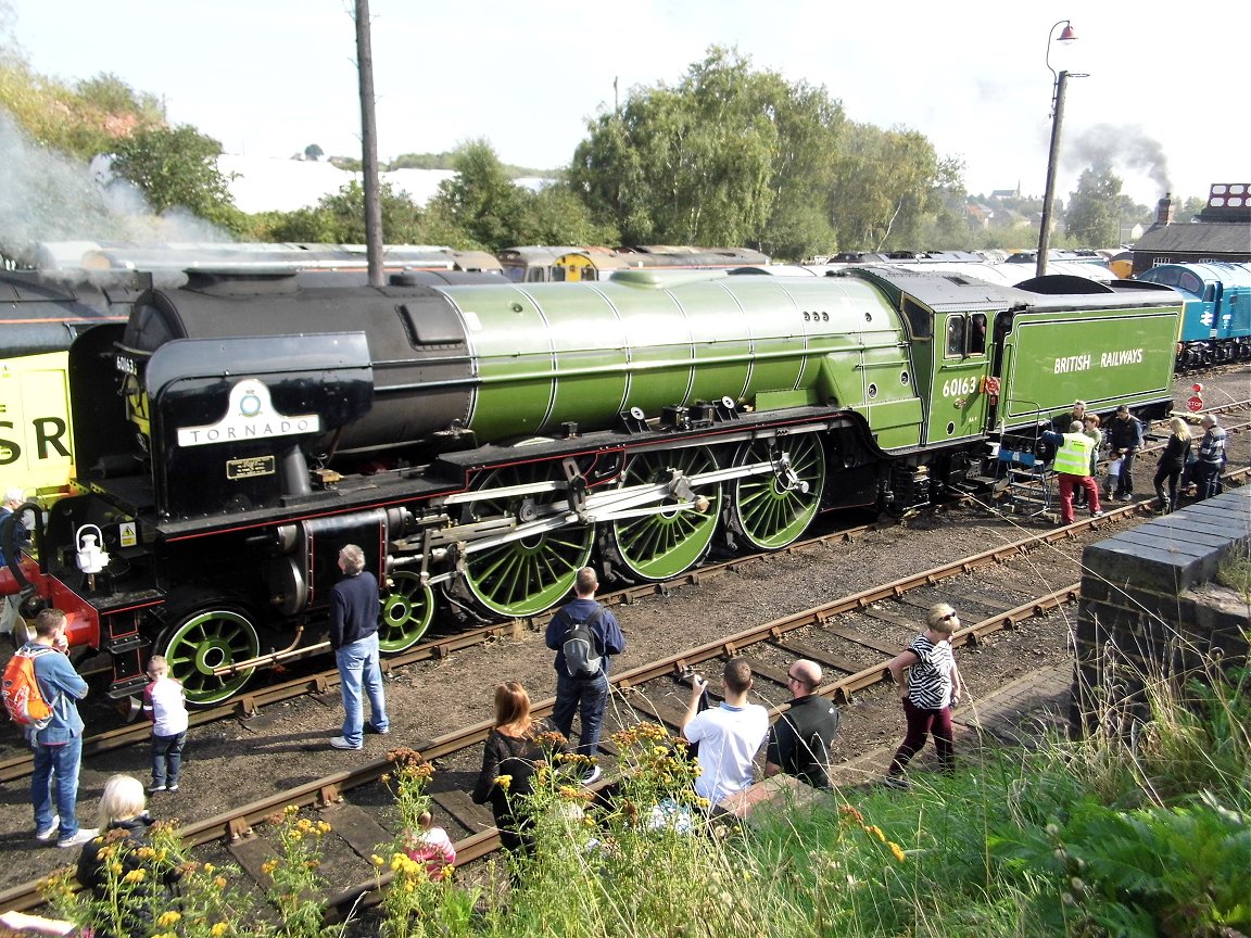 LNER A3 2743/60089, Sat 28/12/2013. 