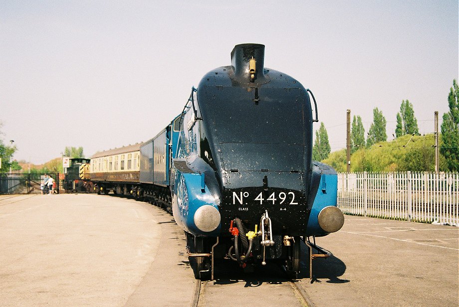 60019 Bittern as 4492 Dominion of New Zealand at the NRM, Wed 20/4/2011. 