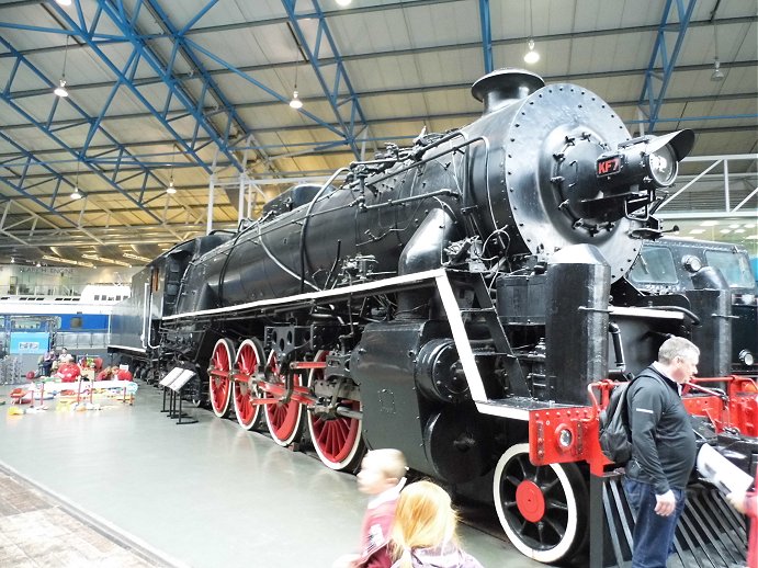 Chinese locomotive, NRM York. Thursday 16/05/2013.