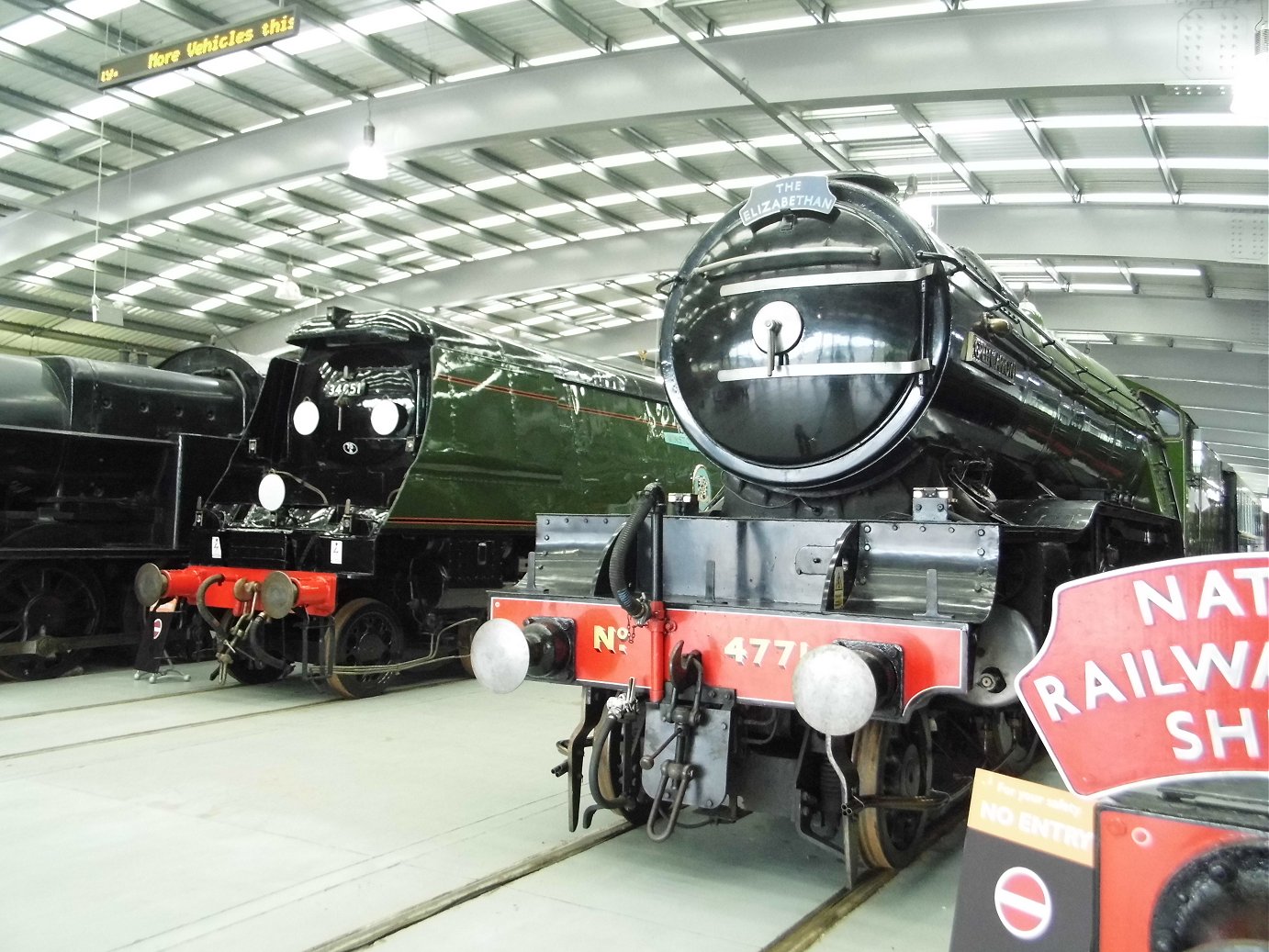 46115 Scots Guardsman on the Scarborough Spa Express, Wed 31/7/2013.