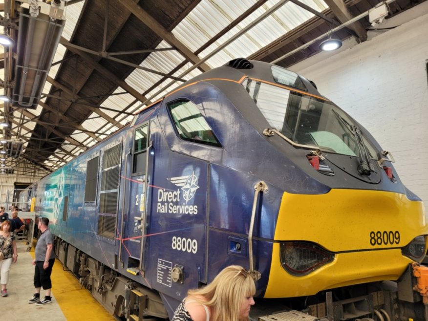 LNER A3 2743/60089, Sat 28/12/2013. 