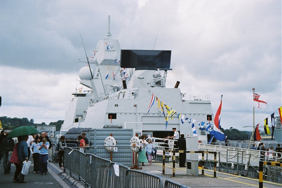 HNLMS De Zeven Provincin (F802), Navy Days, Devonport 2006. 