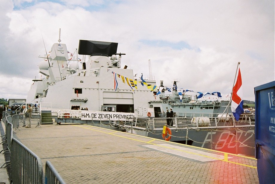 HNLMS De Zeven Provincin (F802), Navy Days, Devonport 2006. 
