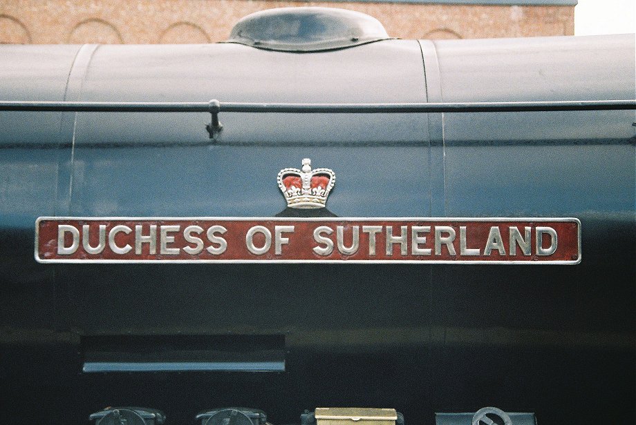 6233 Duchess of Sutherland in black at Newcastle. 30/09/2010.