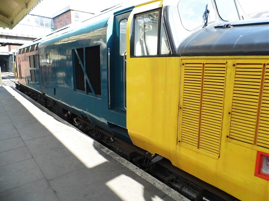 55002 King's Own Yorkshire Light Regiment, Sat 28/12/2013.. 