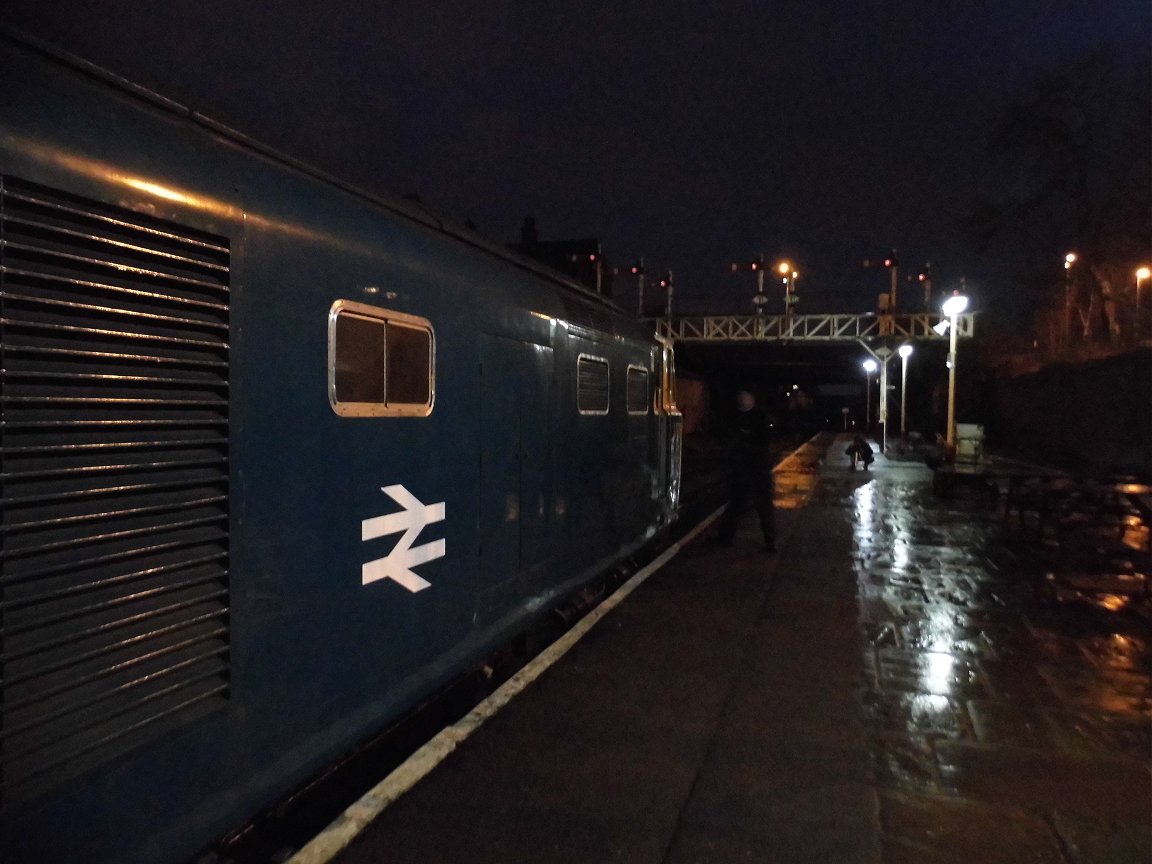 Nameplates for A4 60011 Empire of India and A2 60500 Edward Thompson, Sat 28/12/2013. 