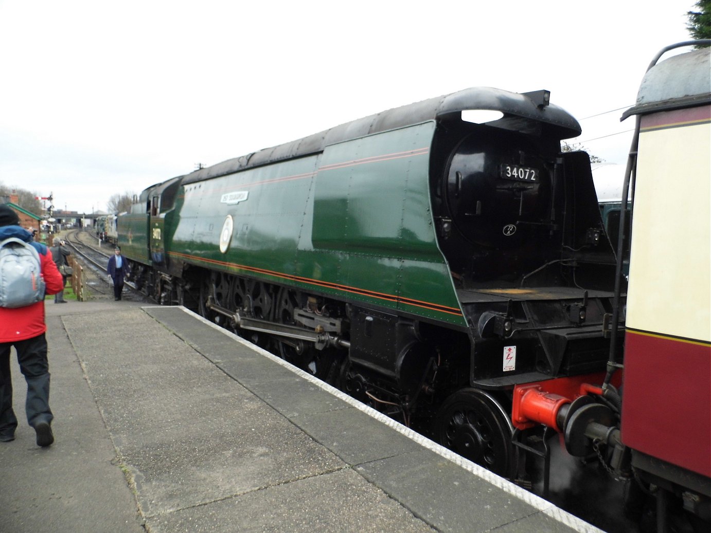 Nameplates for A4 60011 Empire of India and A2 60500 Edward Thompson, Sat 28/12/2013. 