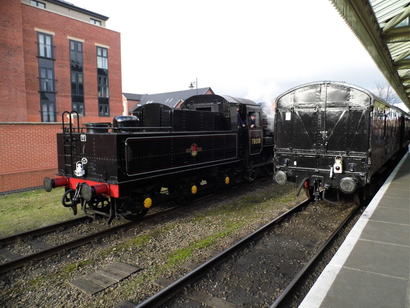 V2 4771 Green Arrow, Sat 28/12/2013.