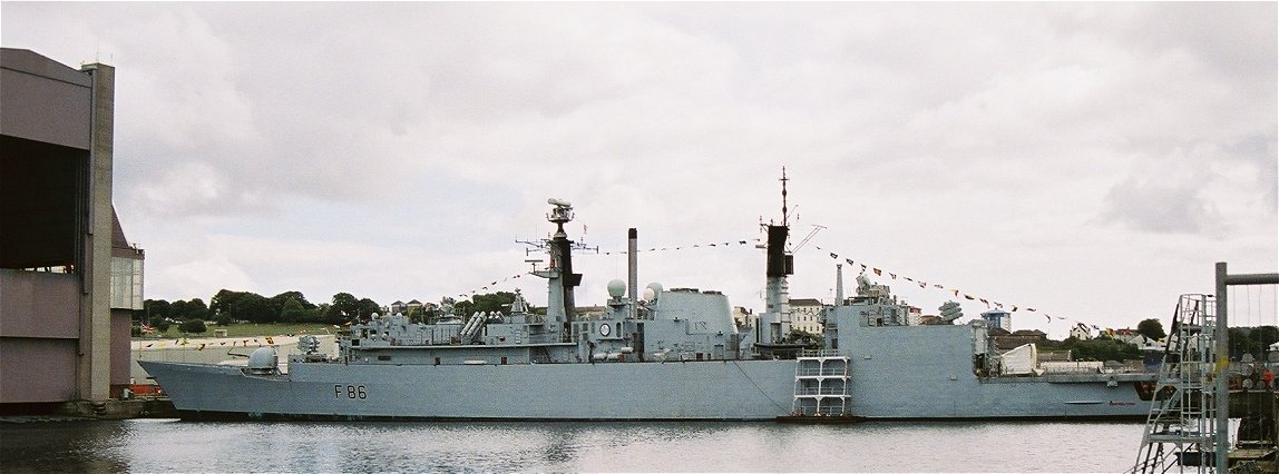HMS Campbeltown, Type 22 batch 3 at Plymouth Navy Days 2006.