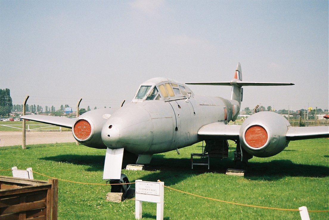 Gloster Meteor, Newark Air Museum 2006.