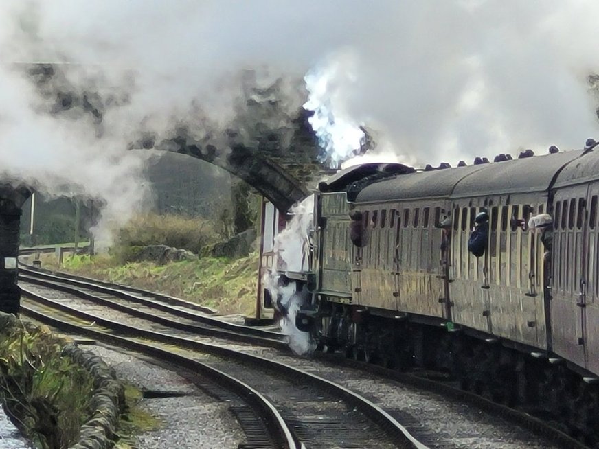 46009 'Operation Smash Hit' display, Sat 28/12/2013..