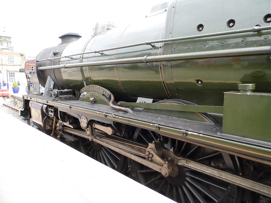 46115 Scots Guardsman on the Scarborough Spa Express, Wed 31/7/2013. 