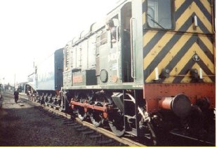 Sir Nigel Gresley arriving at the GCR Summer 1994