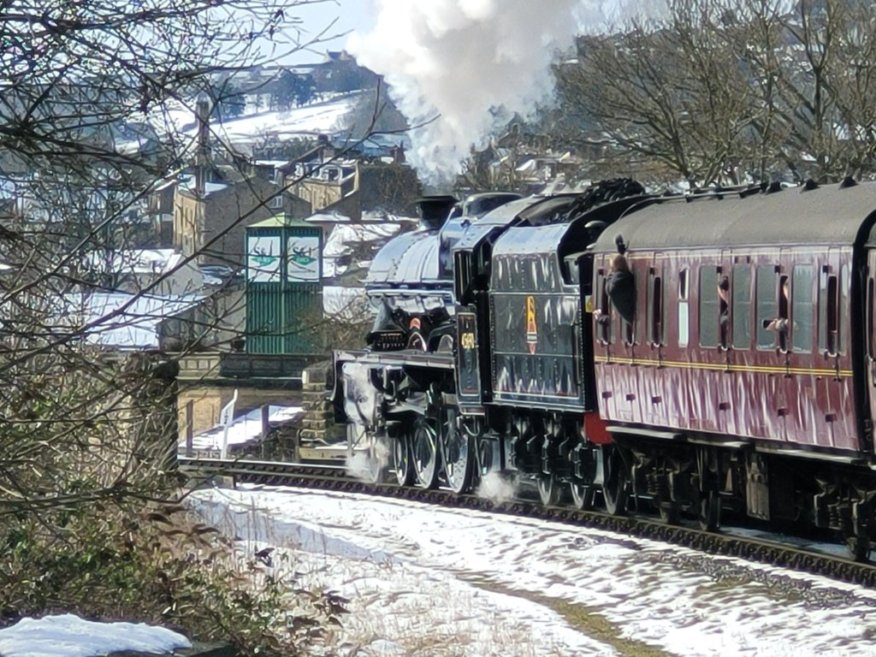 Nameplates for A4 60011 Empire of India and A2 60500 Edward Thompson, Sat 28/12/2013. 