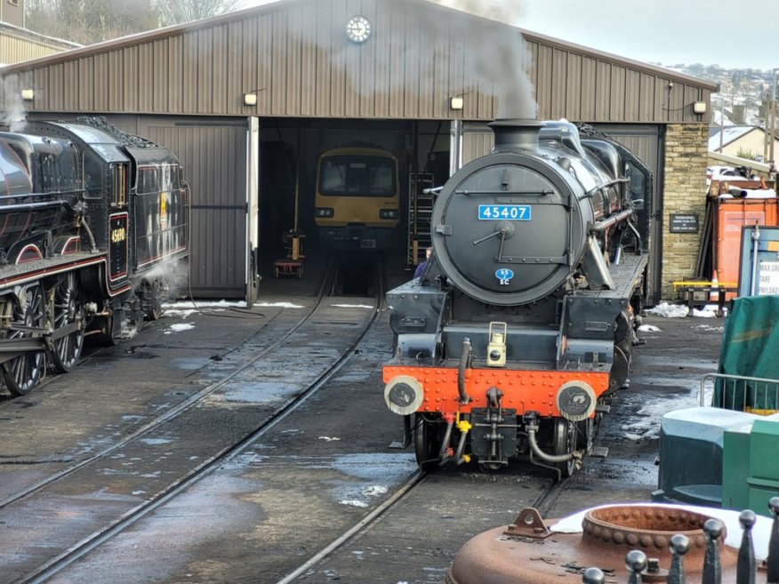 Nameplates for A4 60011 Empire of India and A2 60500 Edward Thompson, Sat 28/12/2013. 