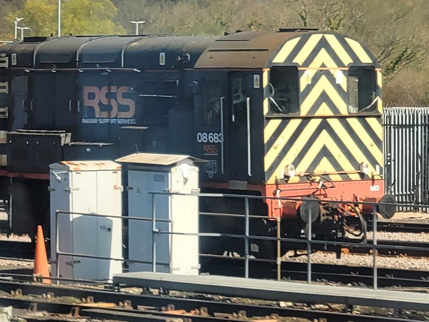 Nameplates for A4 60011 Empire of Inswa and A2 60500 Edward Thompson, Sat 28/12/2013. 