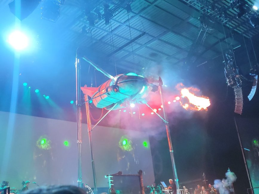 War of the Worlds Leeds Arena 3 April 2025.