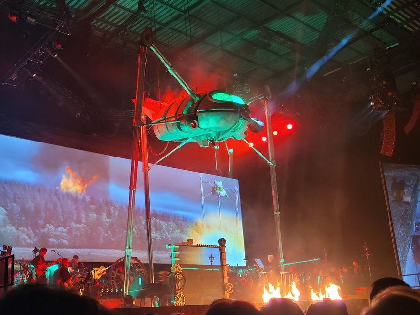 War of the Worlds Leeds Arena 3 April 2025.