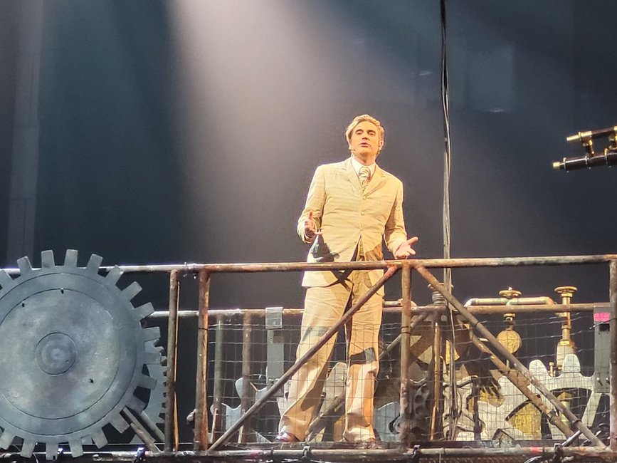 War of the Worlds Leeds Arena 3 April 2025.