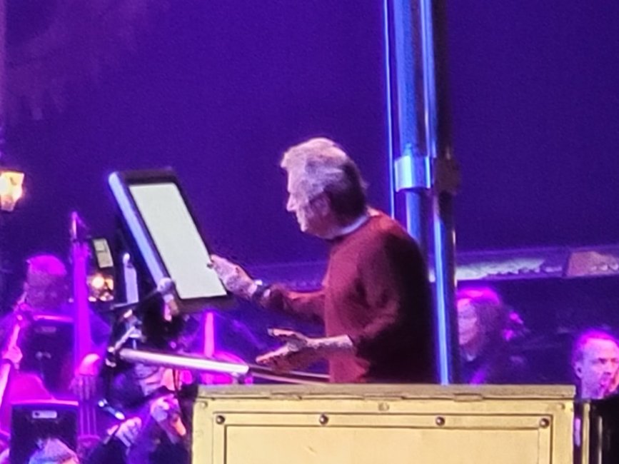 War of the Worlds Leeds Arena 3 April 2025.