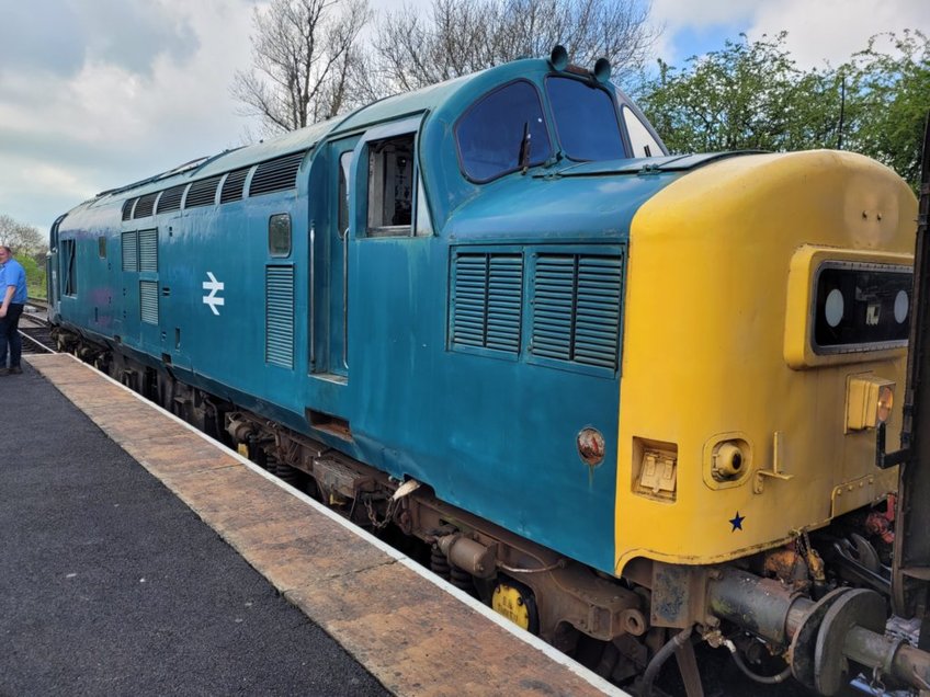 LNER A3 2743/60089, Sat 28/12/2013. 